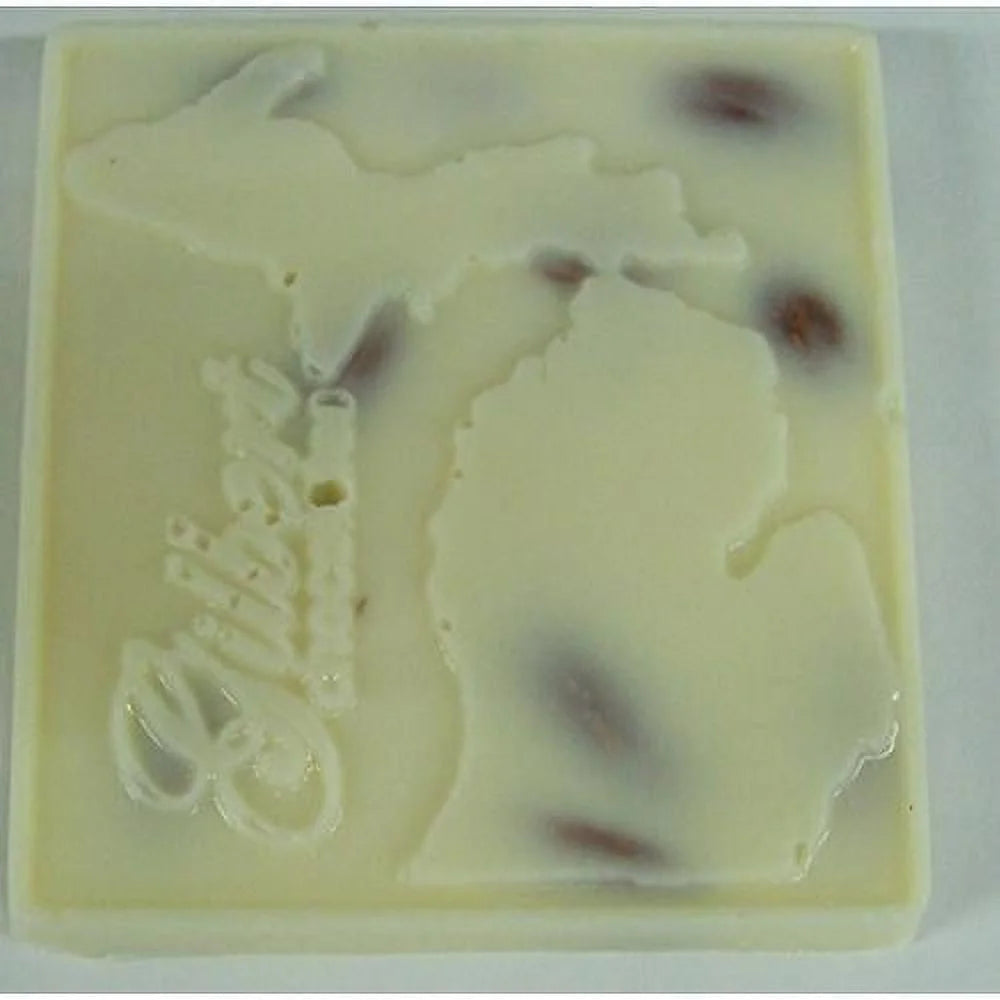 White Chocolate Almond Candy Bar A574