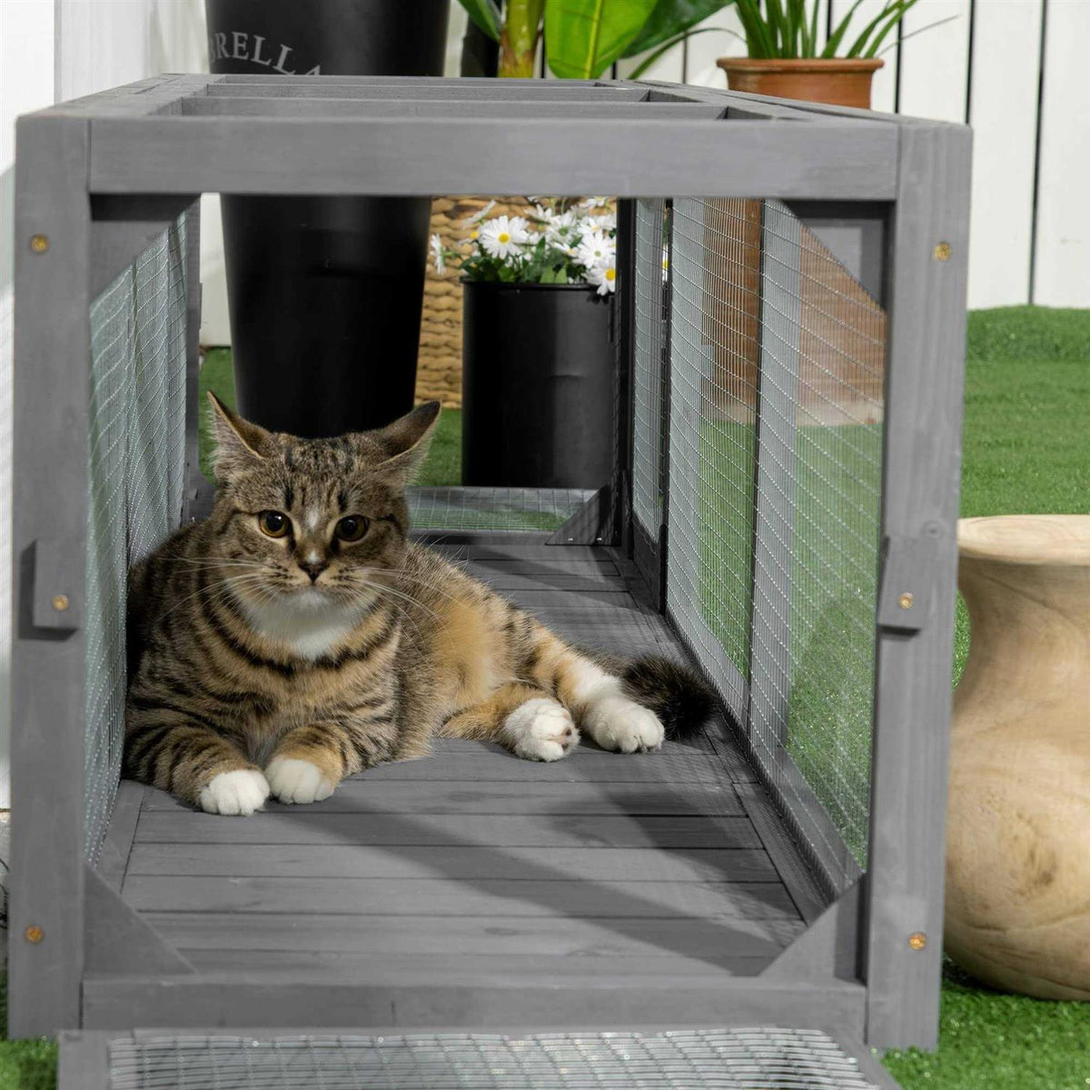 Wooden Outdoor Cat Tunnel with Weather Protection O5535