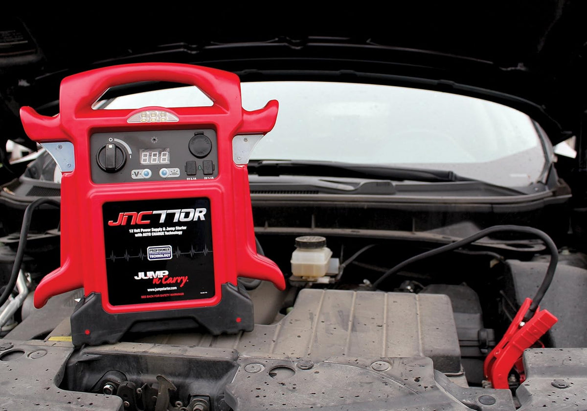 1700 Peak Amp 12 Volt Jump Starter O5564