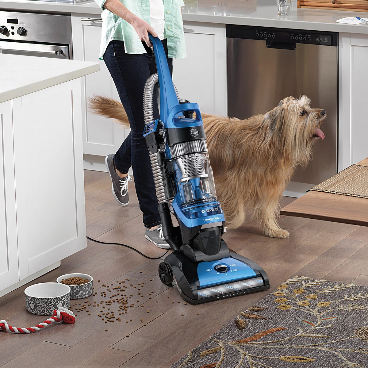 Upright Vacuum Cleaner with HEPA Media W936