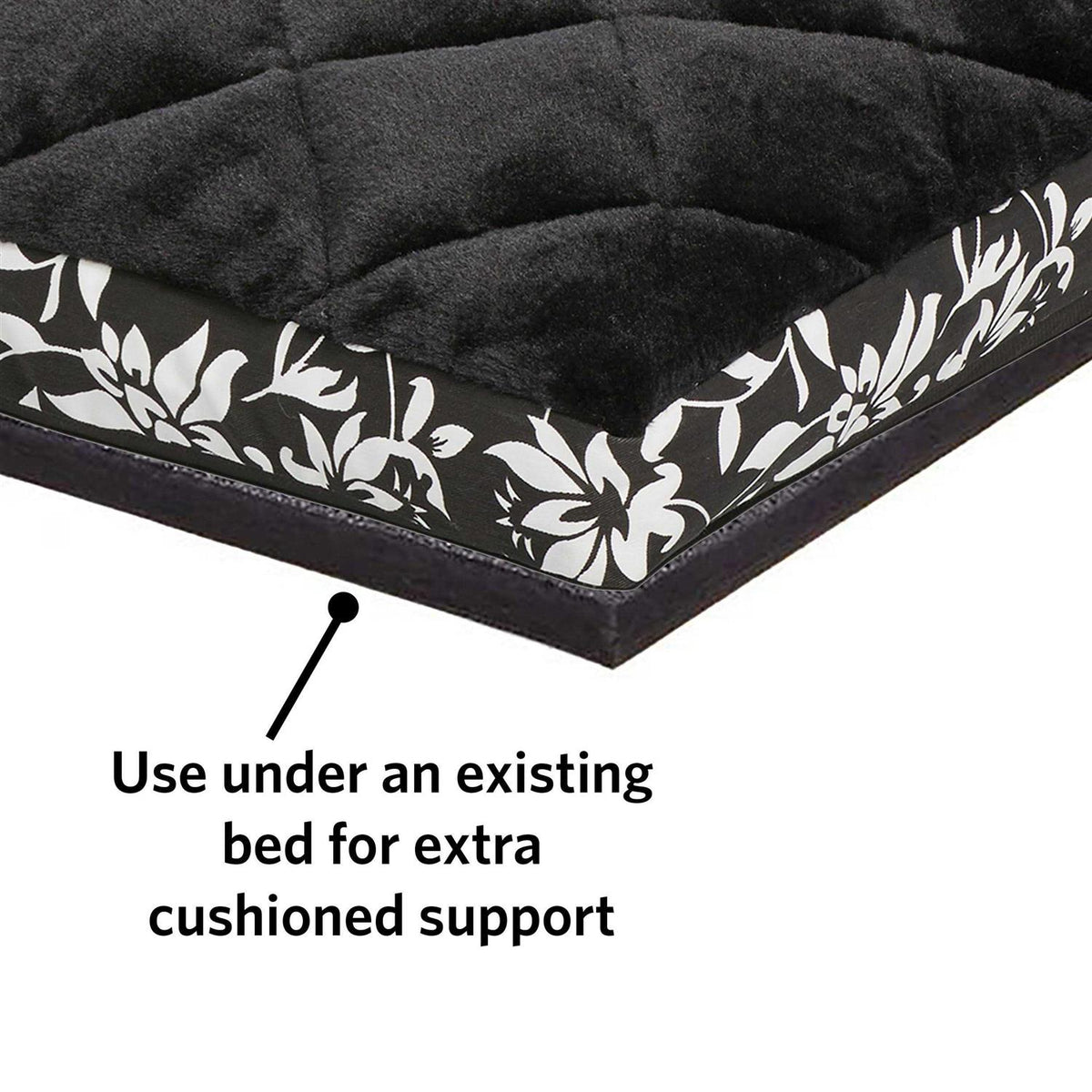 Cushioned Dog Crate Mat L749513