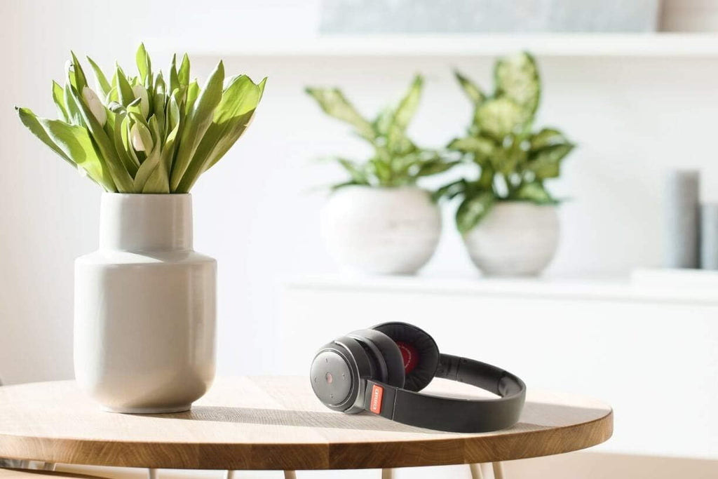 Bluetooth Active Noise Cancelling Over Ear Headphones J385