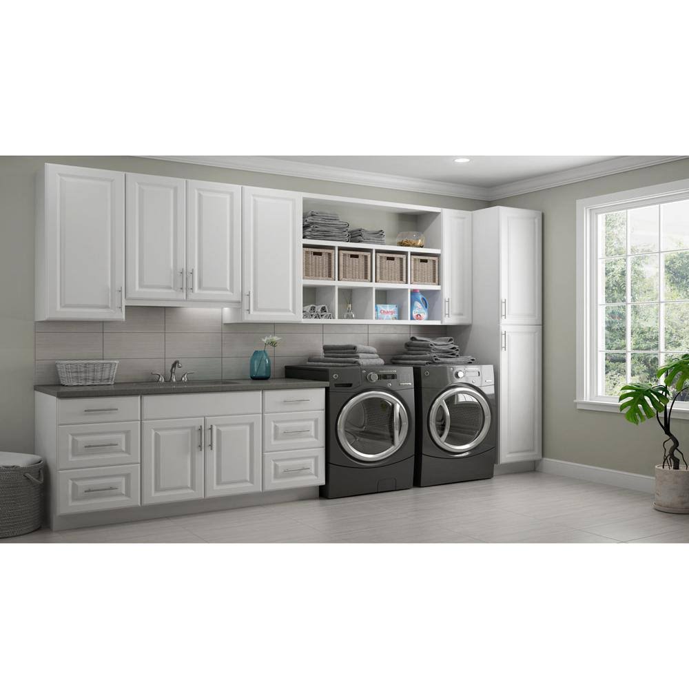White Hampton Base Cabinet U3574