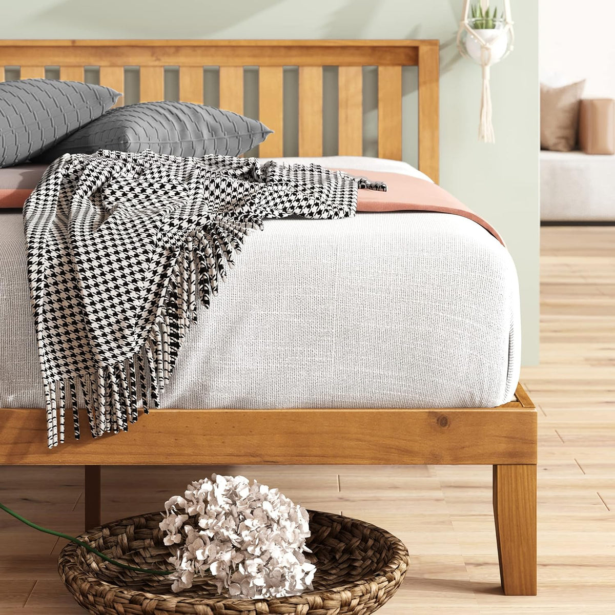 Rustic Pine Twin Wood Platform Bed Frame with Headboard D1994