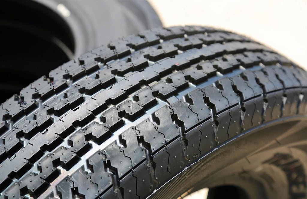 Steel Belted Trailer Radial Tire ST205/75R15 Load Range E 10-Ply BSW T6485