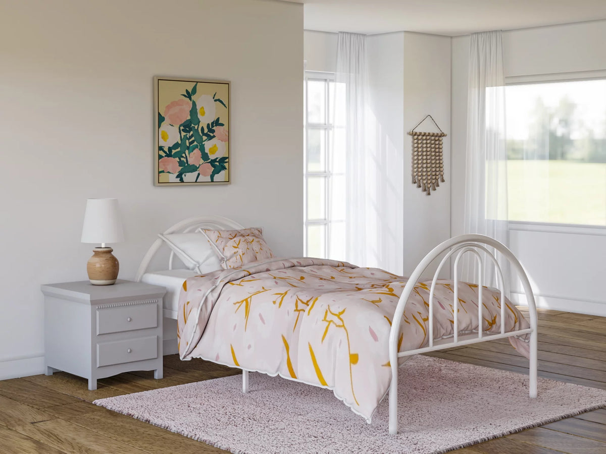 Pink Twin Metal Bed K65604